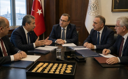 Darphane ilk yarıda 9,8 milyon adet altın bastı: Çeyrek önde