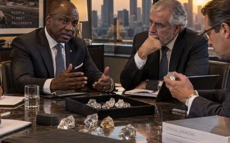 Botswana doğal pırlanta için De Beers istikrarını vurguladı